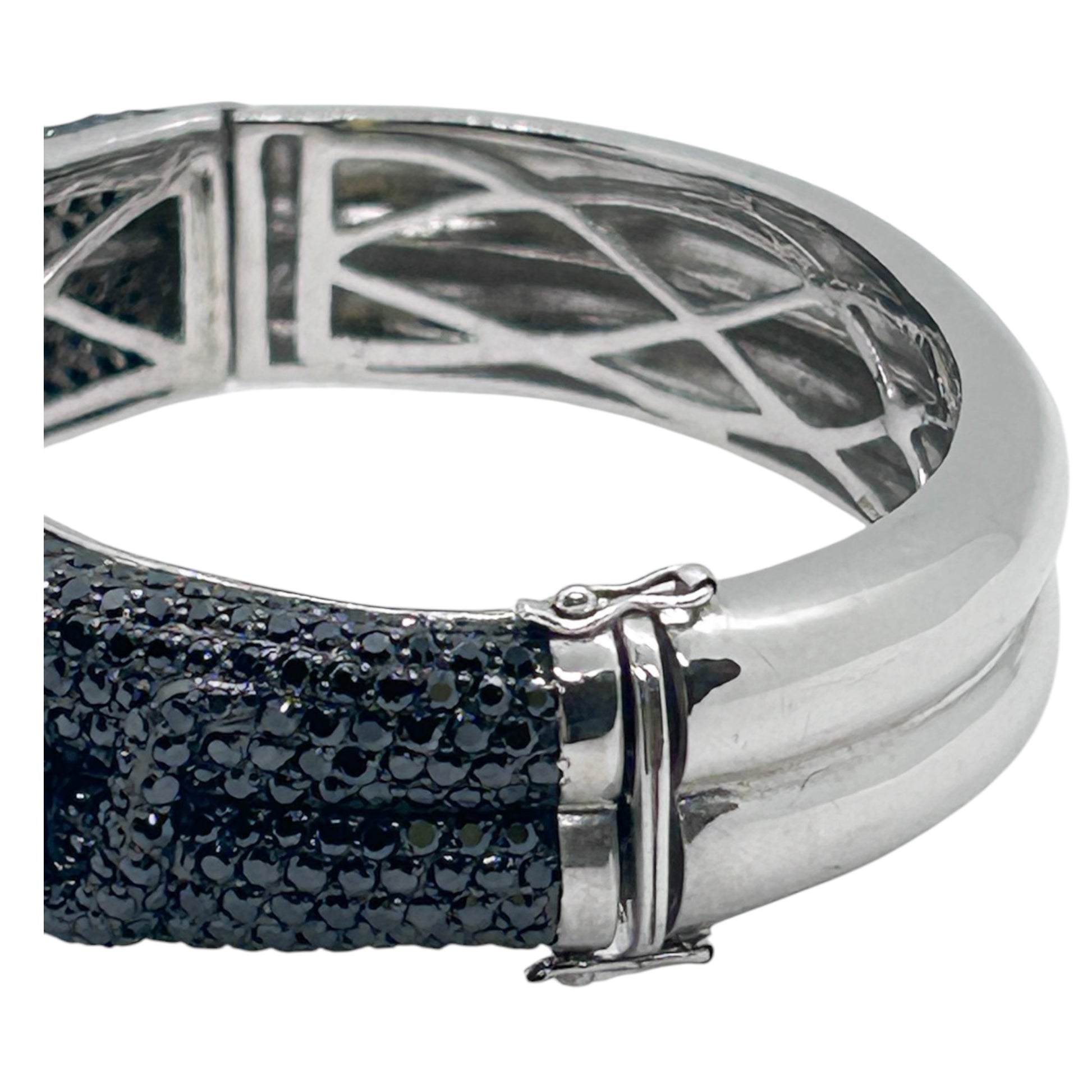 Black Luxury Snake Bangle